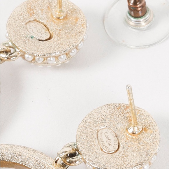 Chanel Earrings - Picture 5 of 5